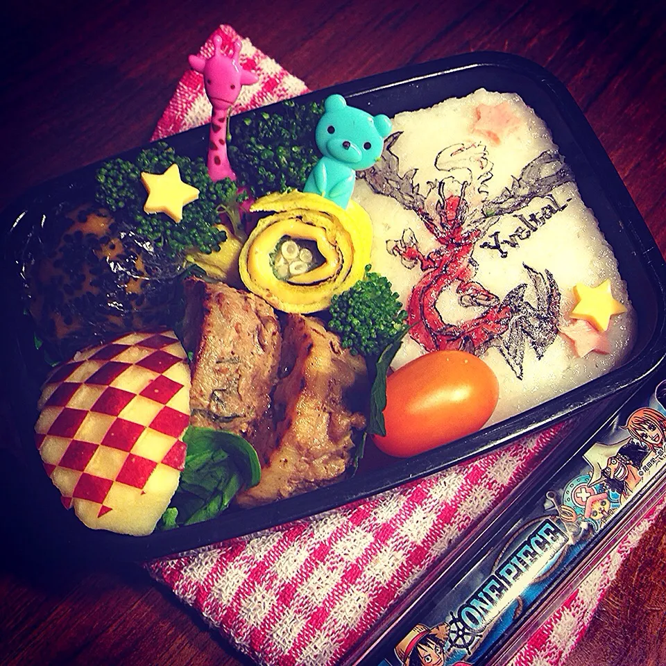 Pokemon Yveltal ⭐︎ Lotus root hamburg Lunch box.  ポケモン イベルタル 蓮根ハンバーグ弁当|Yuka Nakataさん