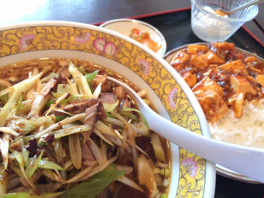 【日替定食】ネギチャーシューメンと小麻婆豆腐丼を頂きました。|momongatomoさん