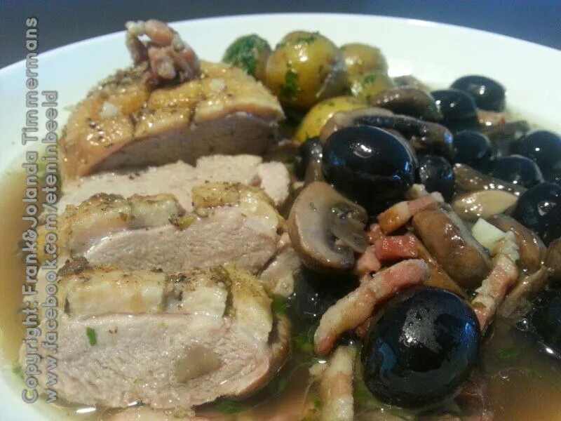 Portuguese duckstew with mushrooms and olives|Frank&Jolanda - Eteninbeeldさん