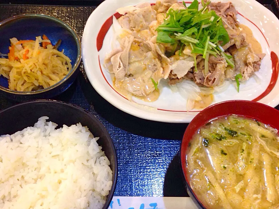 豚肉＆牛肉のタブル冷しゃぶ定食|尚子さん