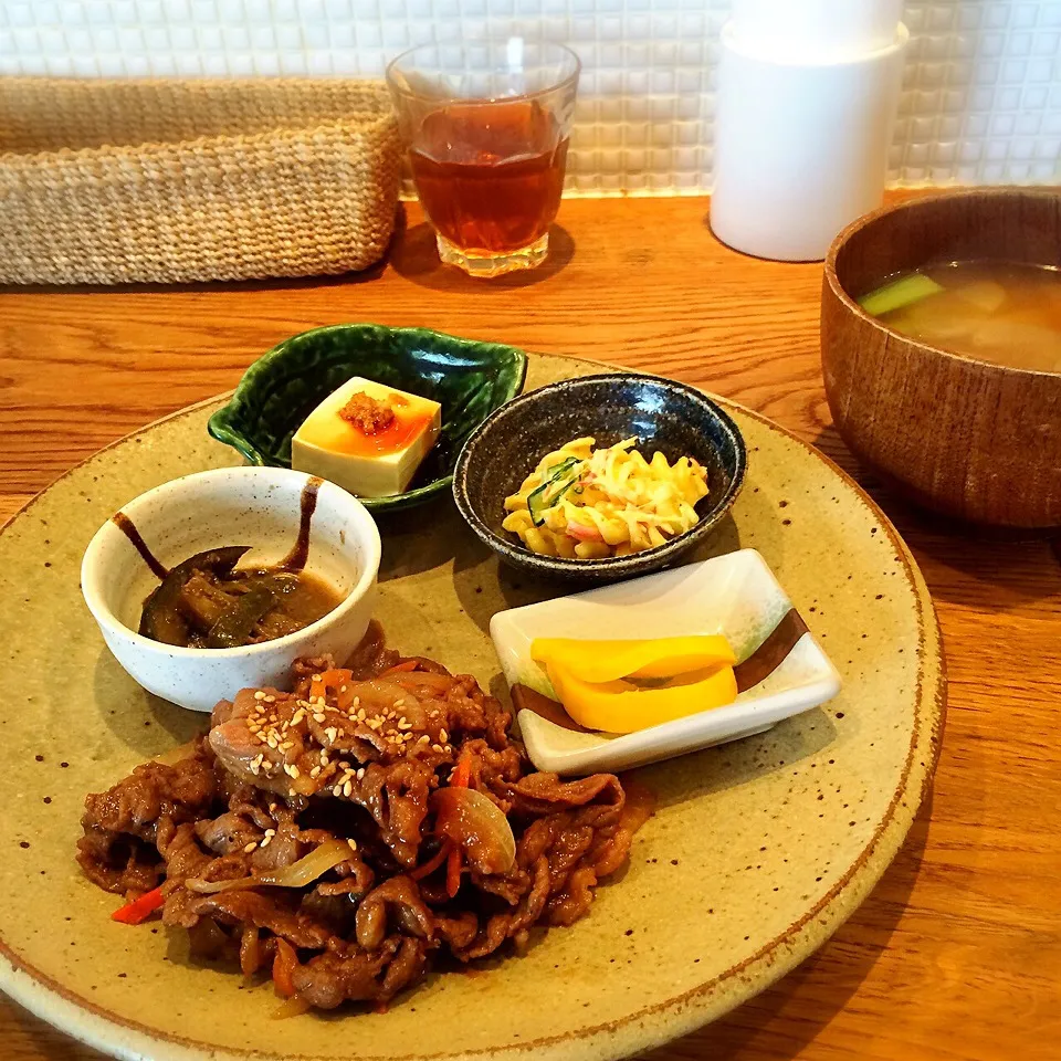 カフェ飯 ある日のお肉定食|yukomama♪さん