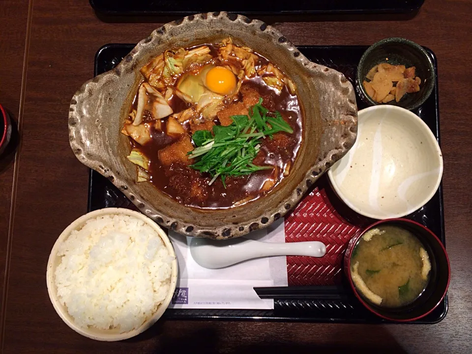 四元豚ロースの味噌かつ定食|ばーさんさん