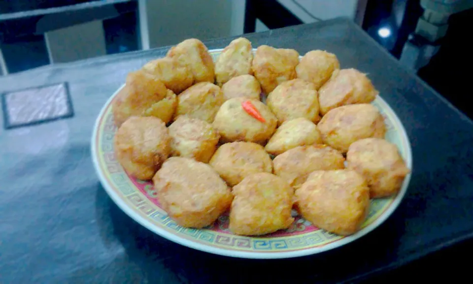 Fried potato and pork balls|Jenn_Lovetoさん