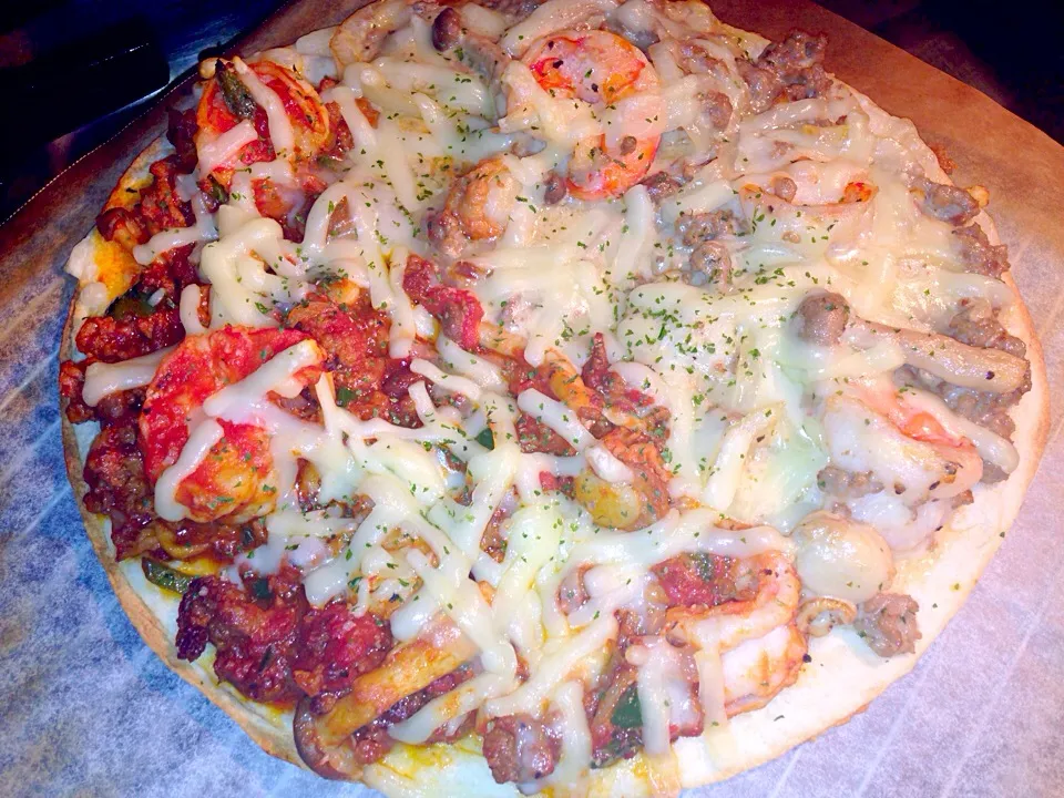 Seafood N Meat 50/50 Pizza|Atsuko Wendyさん