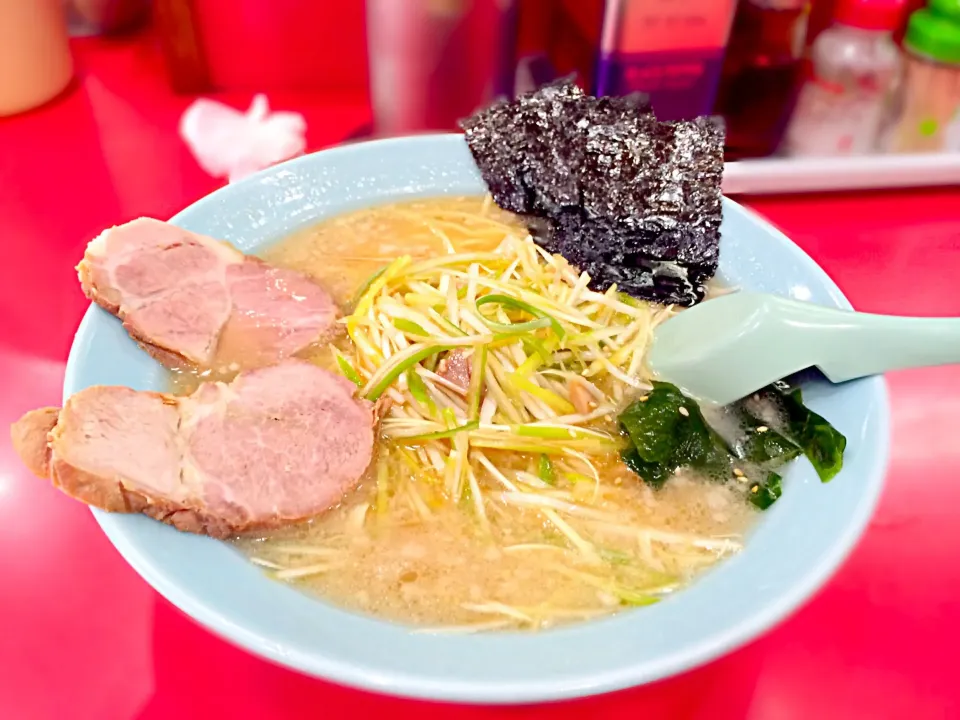 Snapdishの料理写真:かいざん かいざんラーメン|佐藤さん