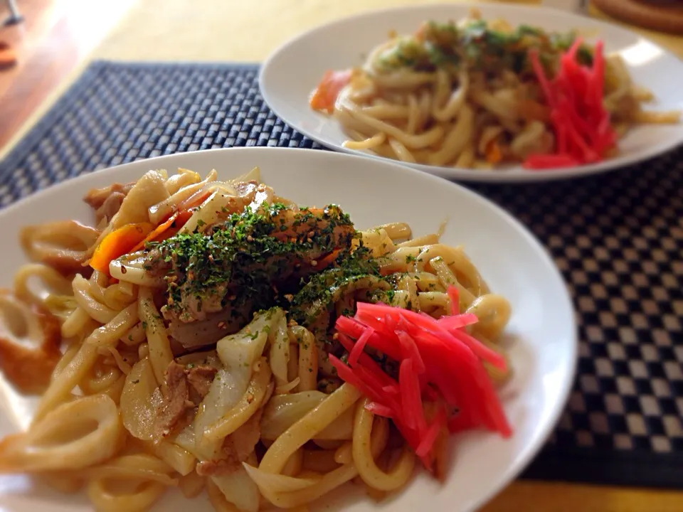 Snapdishの料理写真:焼きうどん|Casey Nakaさん