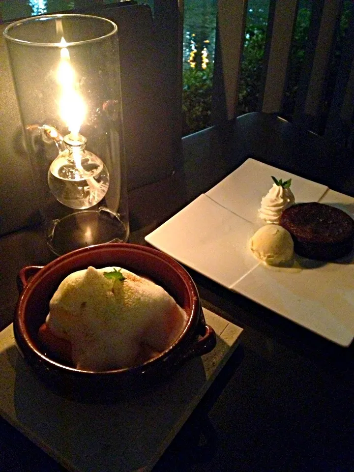 焼きりんごの塩アイスクリーム添えとフォンダンショコラ🍎❤|K.Sさん