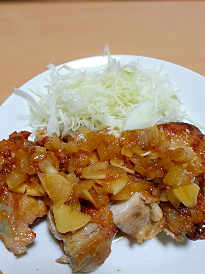 鶏もも照り焼きにんにくソースがらめ|フッチーさん