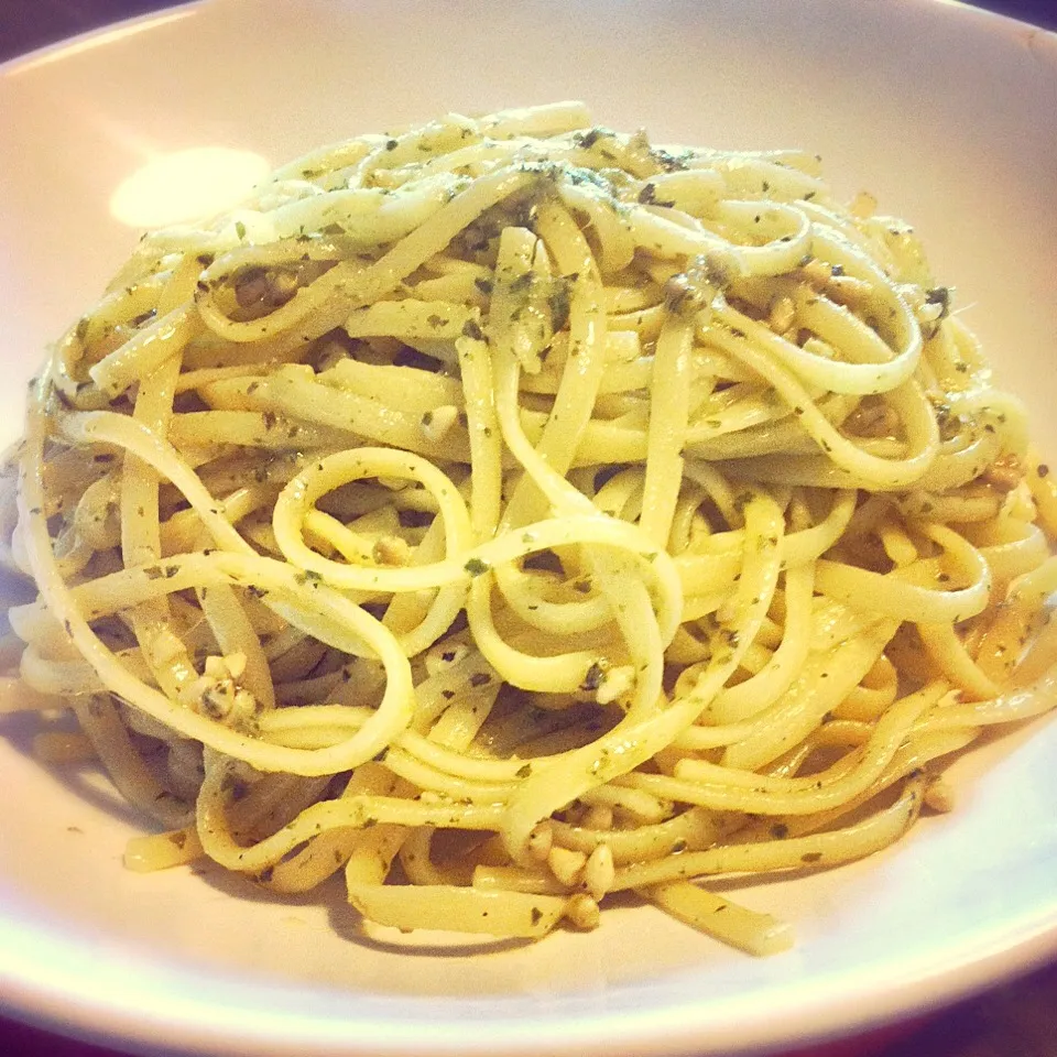 Linguini with pesto|Stefan Labuschagneさん