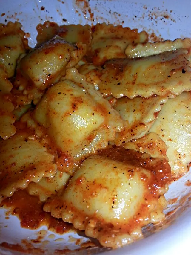 vegan butter nut squash ravioli with far too much hot stuff! !;-)|Polly Gelfusoさん