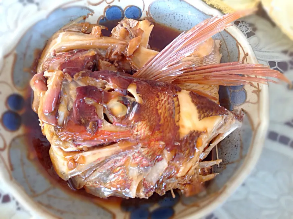 朝から真鯛の兜煮🐟😋|アライさんさん