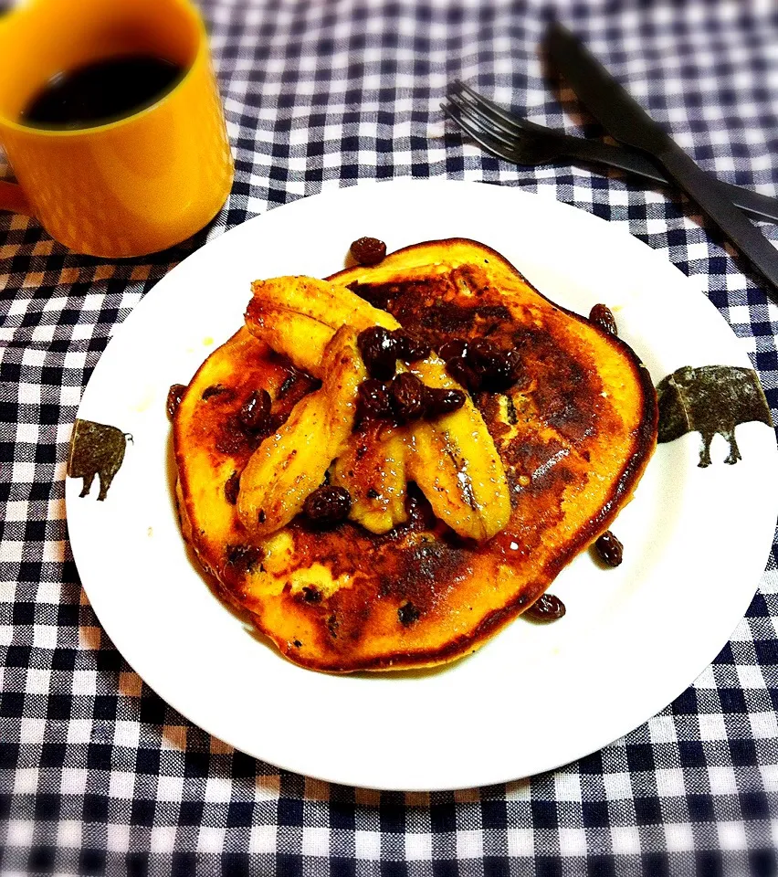 Rum raisins Pancake with sauteed Banana 🍇🍌🍴|welcomeizumiさん