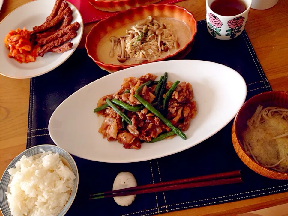 豚肉とインゲンの黒胡椒炒め♪|sho...✡*゜さん