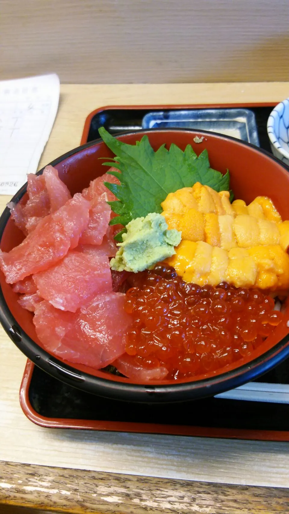 Snapdishの料理写真:築地にて海鮮丼♡|ヨーコ*さん