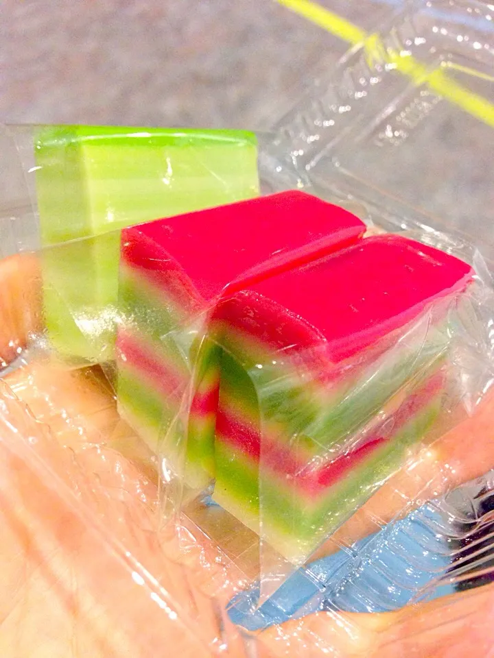 Kueh Lapis (Indonesian Pastry)|willklhさん