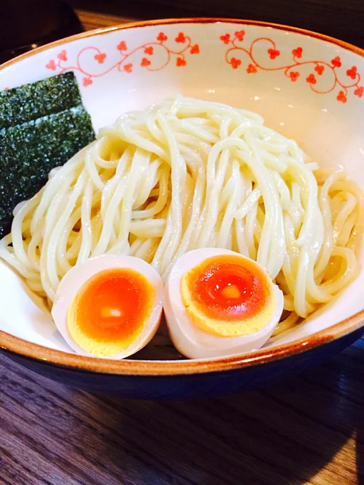 輝の穴 無添加無化調の魚介味玉つけ麺|くいちゃんさん