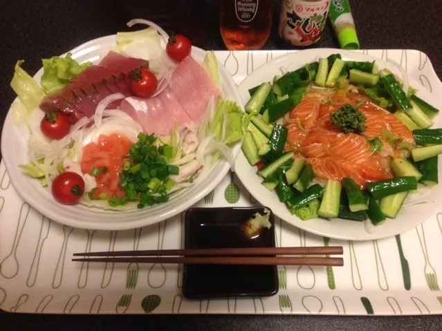 サーモンのカルパッチョ、塩もみキュウリの胡麻油あえ、鰤のお刺身、イカめんたい、ミニトマト🍅꒰ •ॢ  ̫ -ॢ๑꒱✩✨|サソリさん