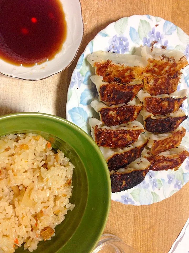 丸美屋 五目釜飯の素、味の素の冷凍餃子|神龍さん