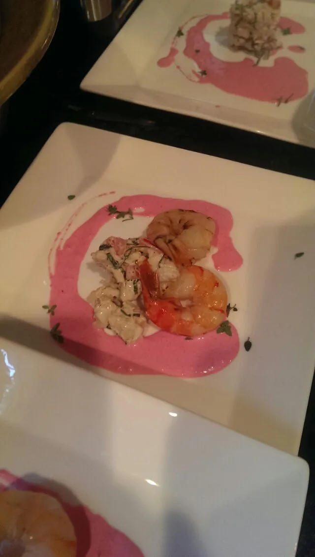 shrimp with beet-horseradish sauce and lump crab Remoulade|Stephen Abelさん