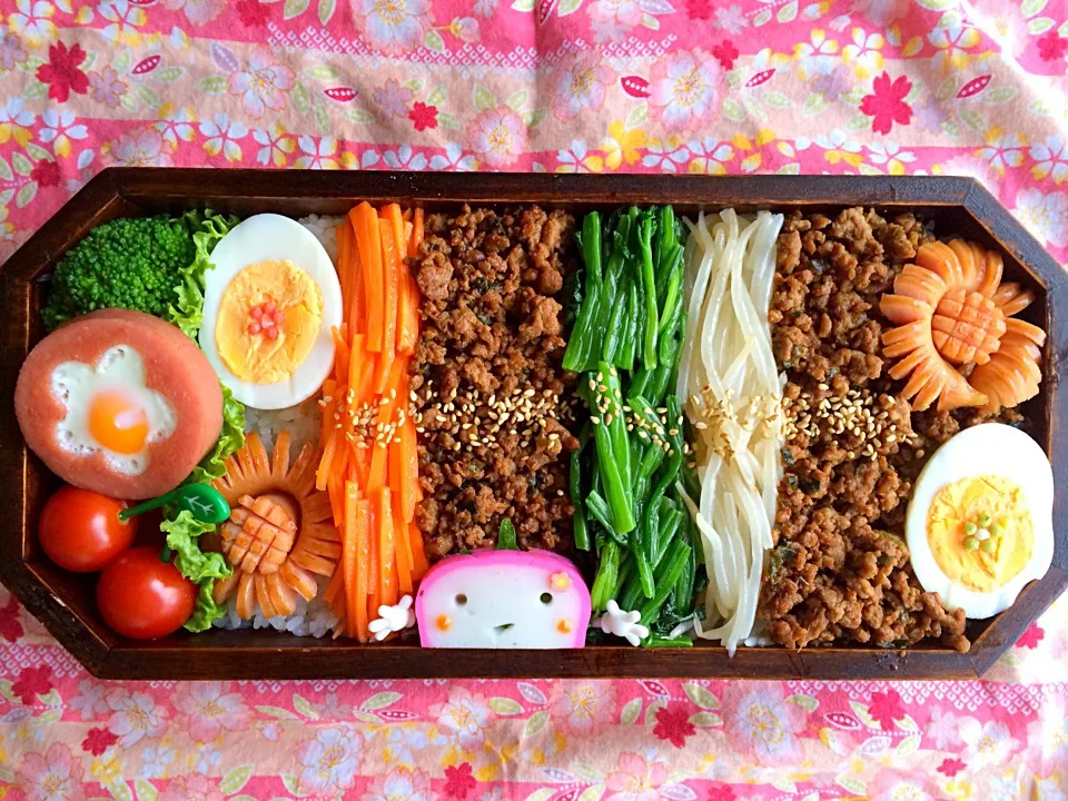 Snapdishの料理写真:今日の息子のお弁当2014/05/19|ミホさん