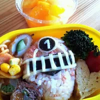 Snapdishの料理写真:トッキュージャーのお弁当|武藤ひろみさん