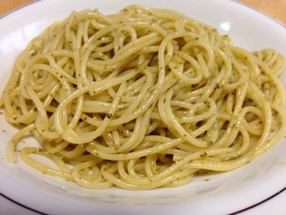 バジルソースでパスタ🍝|まさとさん