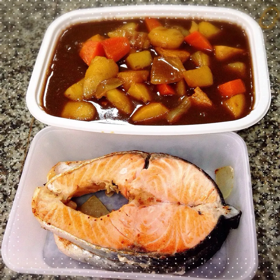 salmon japanese curry|Little Ovenさん