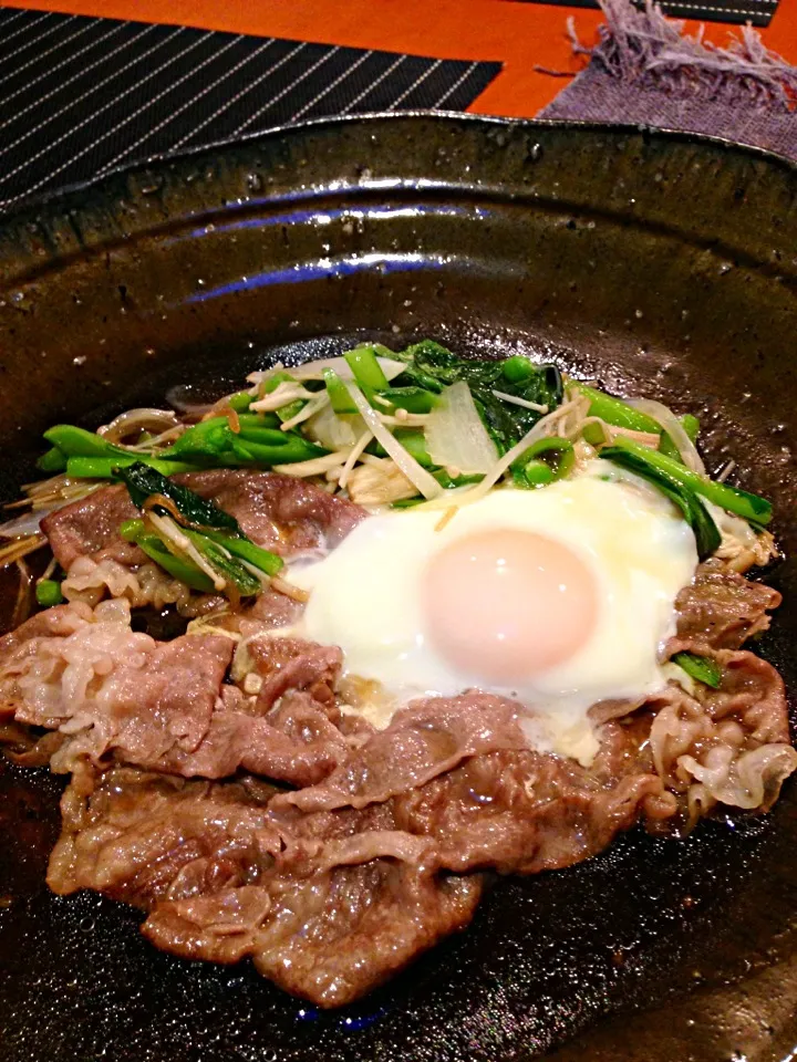 三河交雑牛ロースと野菜のすき焼き風|あきらさん