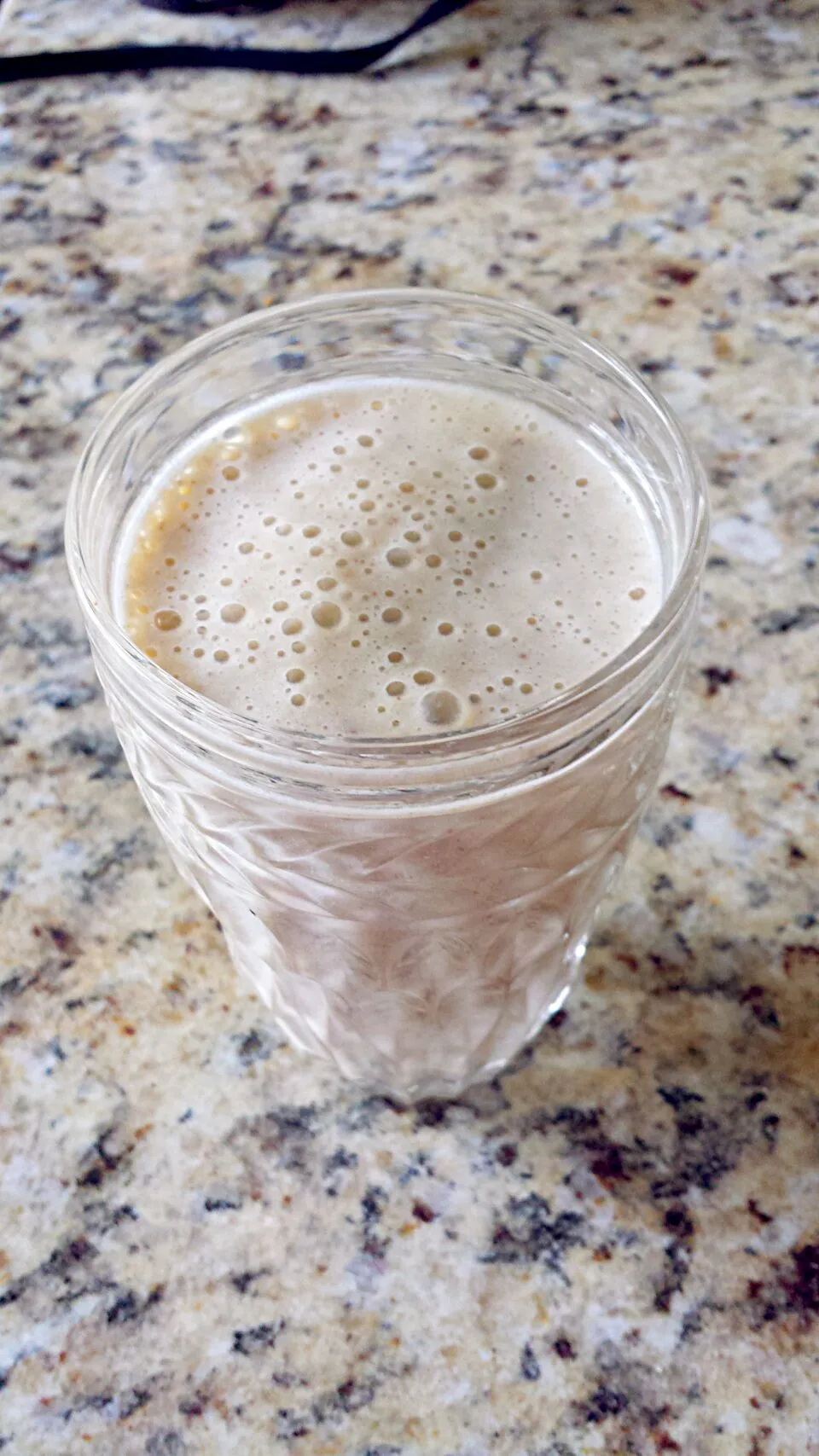 banana almond milk and pecans|Skyさん