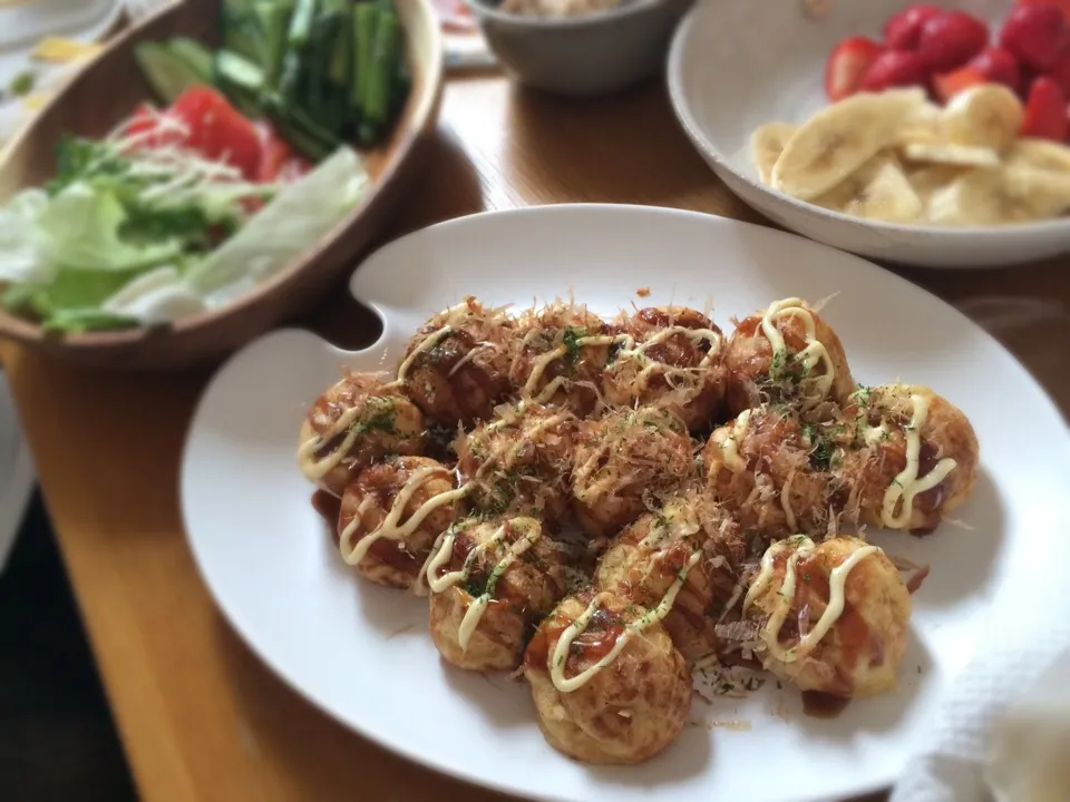 Snapdishの料理写真:タコ焼きパーティー♪(´ε｀ )|kana-hanaさん