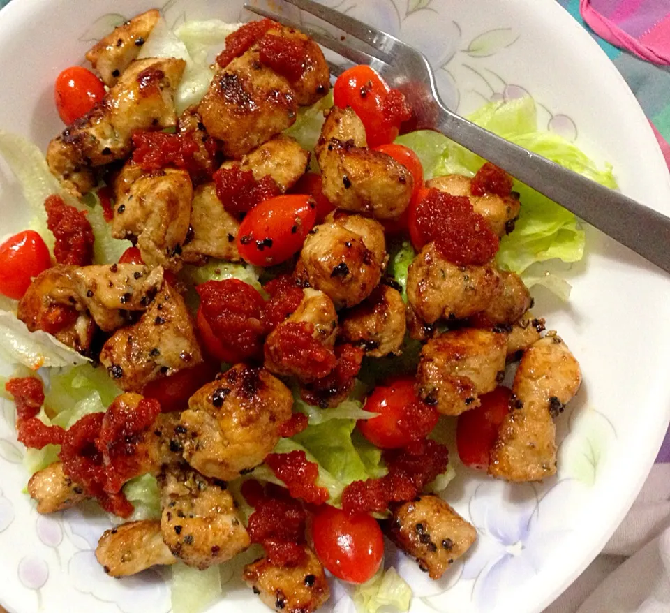 Grilled chicken salad with an Asian twist|hurul | 후룰さん