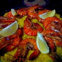 Snapdishの料理写真:Prawn Paella|Jalokiviさん