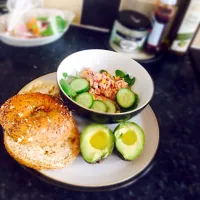 Snapdishの料理写真:Whole grain multiseed bagel, houmous, avacado, tuna salad and sweet corn.|niamh wilsonさん