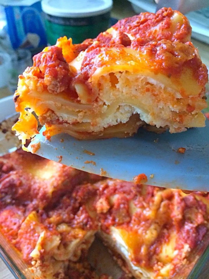 Snapdishの料理写真:Lasagna|gabby tesarさん