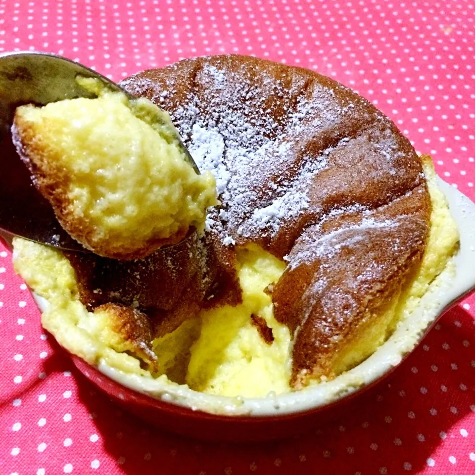 Snapdishの料理写真:Vanilla Soufflé|Trish Wongさん