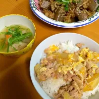 親子丼＆豚バラこんにゃく＆根菜の味噌汁♪(*^_^*)|稲見謙次さん