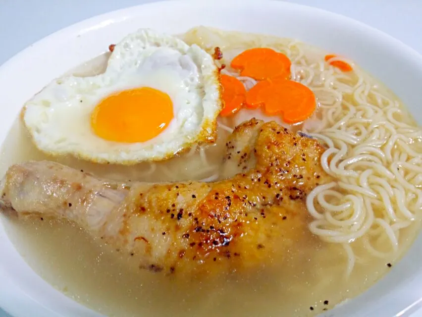 Instant noodles + black pepper drumstick + ♡🍳 😊💟😊💟😊💟😊💟😊💟😊💟😊💟😊💟😊💟😊|🌷lynnlicious🌷さん