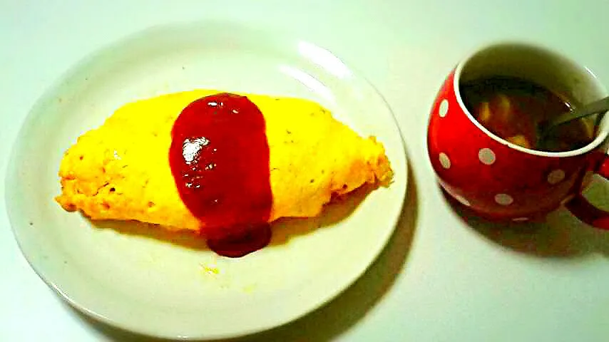 今日の晩ごはんはオムライス&カレースープなり(*´∇｀*)|yuika☆さん