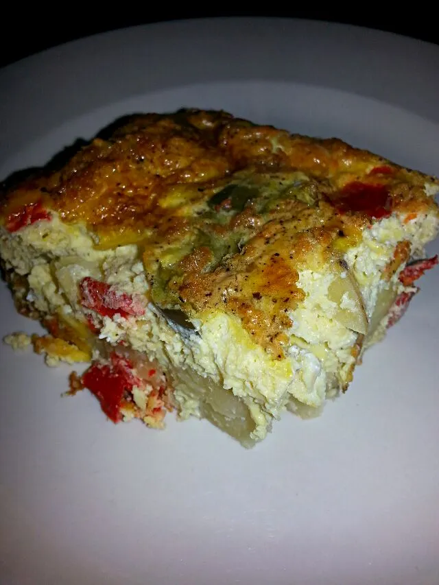 egg,  potato, homemade pickled red and green jalapenos oven baked frittata.|Polly Gelfusoさん