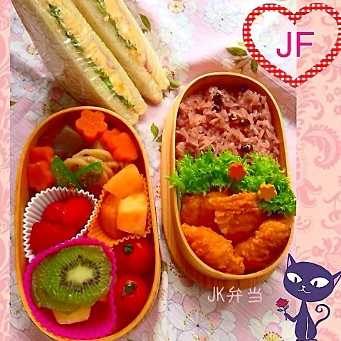 お赤飯とフライドチキン弁当꒰ •ॢ  ̫ -ॢ๑꒱✩|Blueberry🫐さん