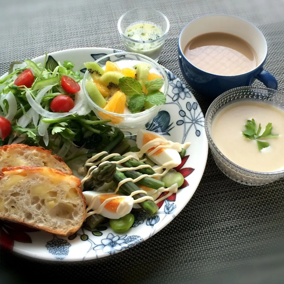 今日の朝ごはん|ぺんぎんさん