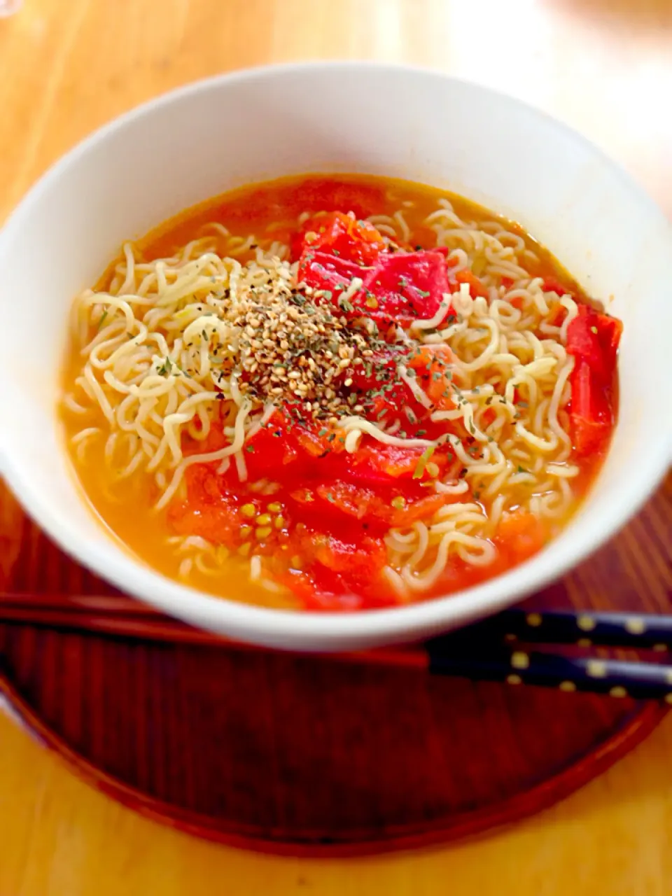 トマト入り塩ラーメン|シュークリームさん