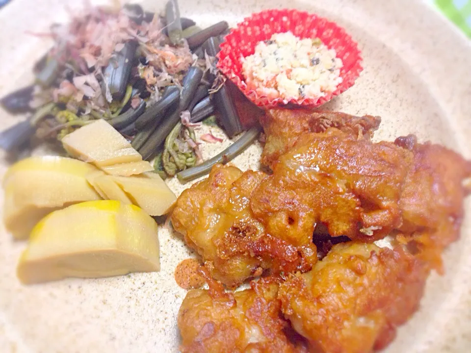 大豆の唐揚げ、山菜と一緒に(((o(*ﾟ▽ﾟ*)o)))|なめさん