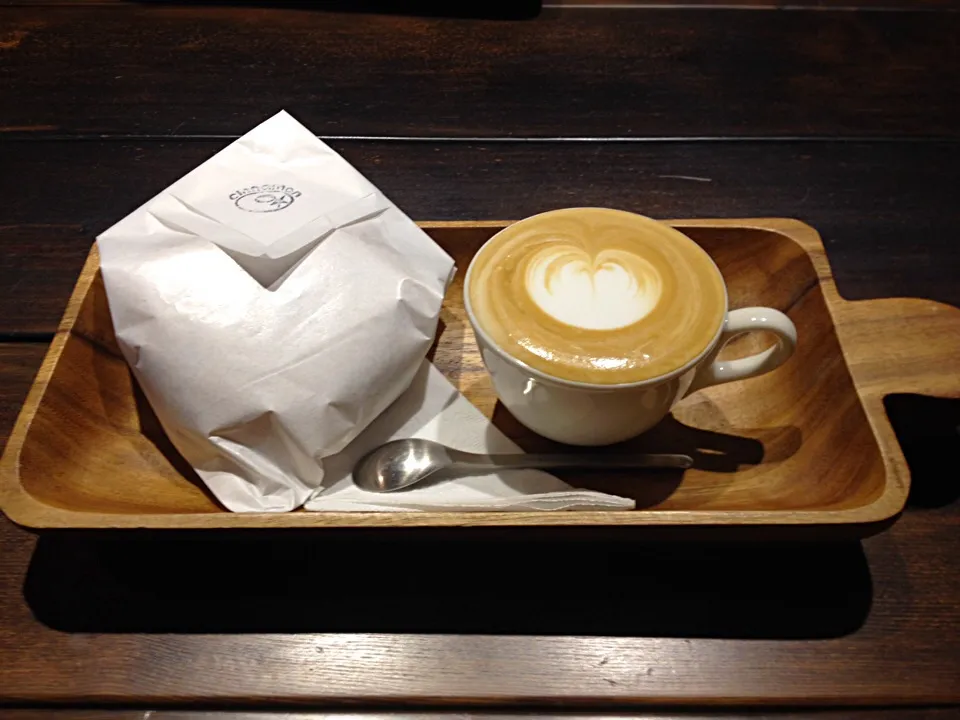 Snapdishの料理写真:Haritts Donuts & Latte|Autumnさん