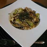 鶏と茄子とブロッコリーのパスタ|あこさん