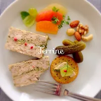 Snapdishの料理写真:Terrine 🍒 豚肉のテリーヌ