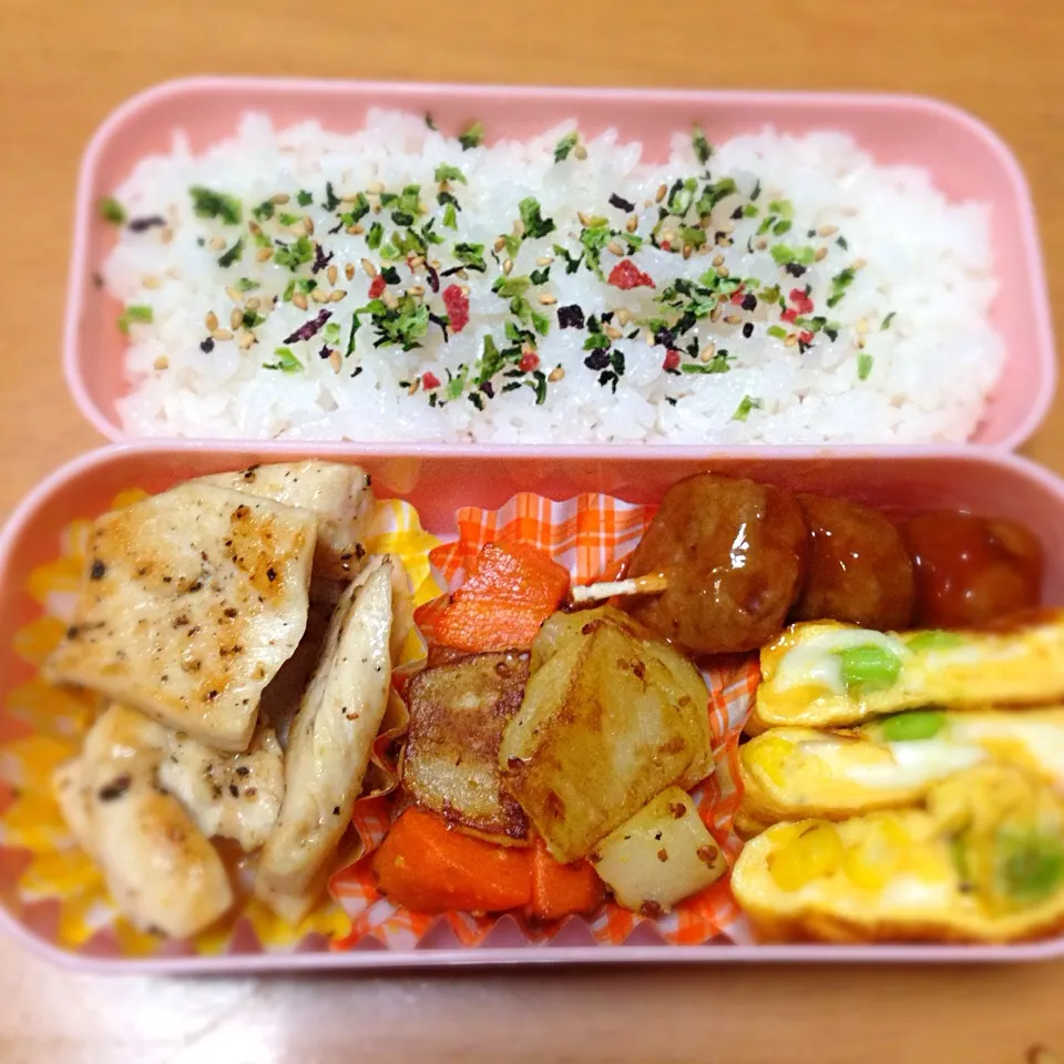 お弁当☆チキンソテーとマスタードポテト|いくさん