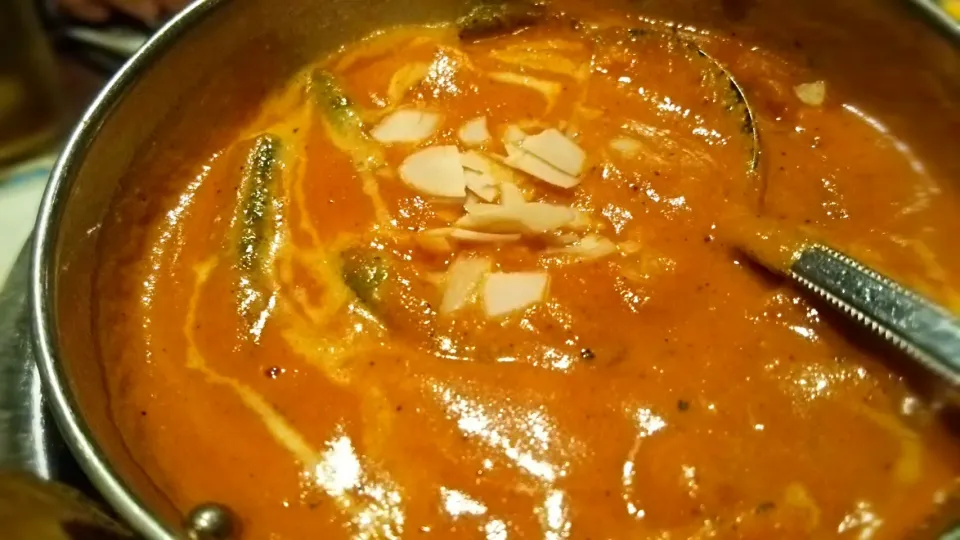 インド料理屋さんの 野菜カレー。写真じゃ判らないけど50倍Σ(゜Д゜)|大石さん