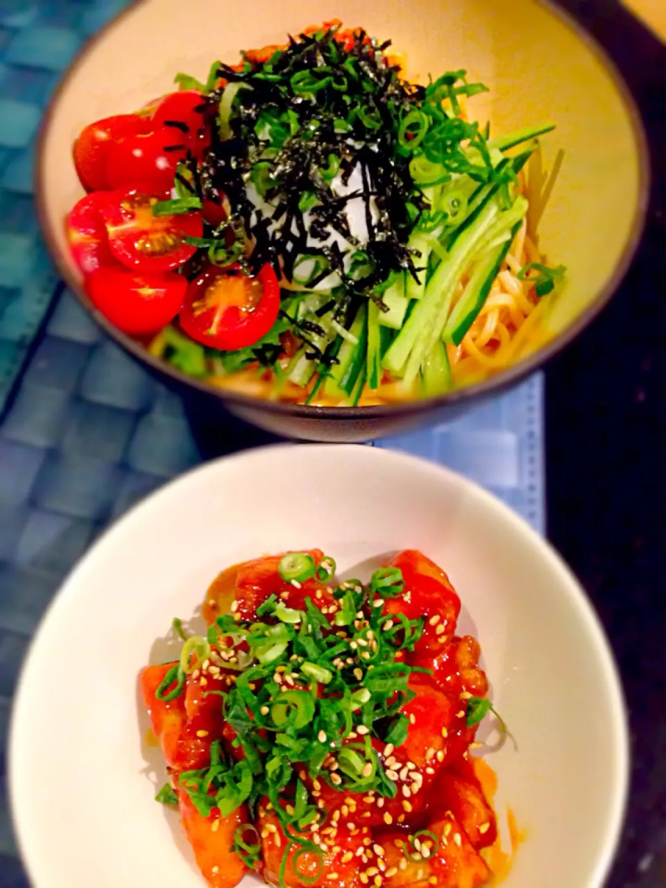 韓国風🇰🇷温玉ビビン麺✨とヤンニョムチキン✨|さとみさん