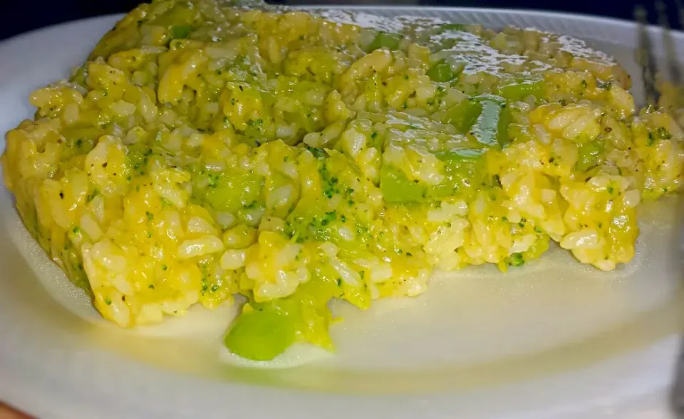 broccoli cheese rice|Gabbieさん